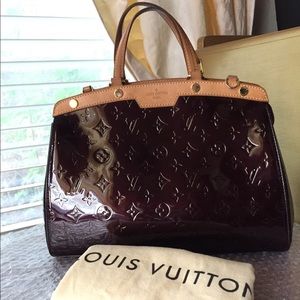 Brea Patent Vernis Louis Vuitton MM